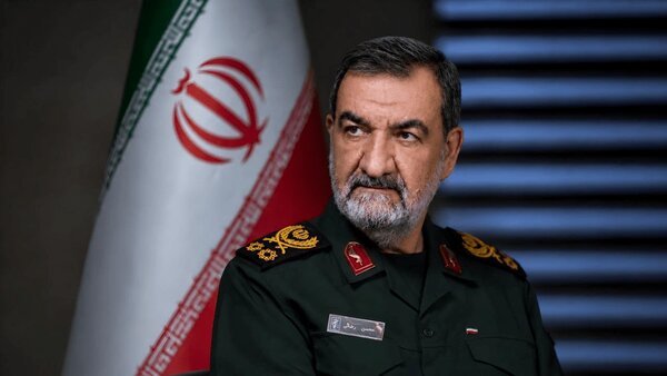 پیام محسن رضایی به فرمانده معظم کل قوا