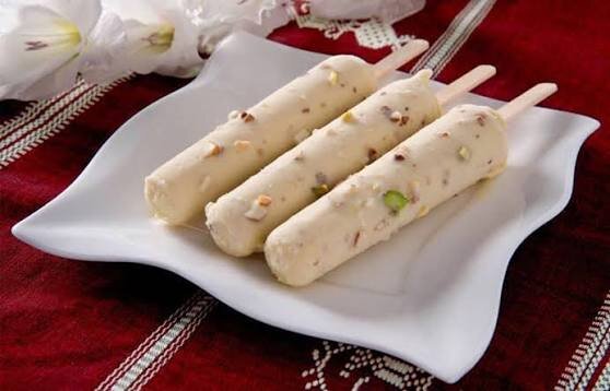 «کولفـی» دسر سنتی هند؛ طرز تهیه ۶ مدل بستنی بدون دردسر هم‌زدن