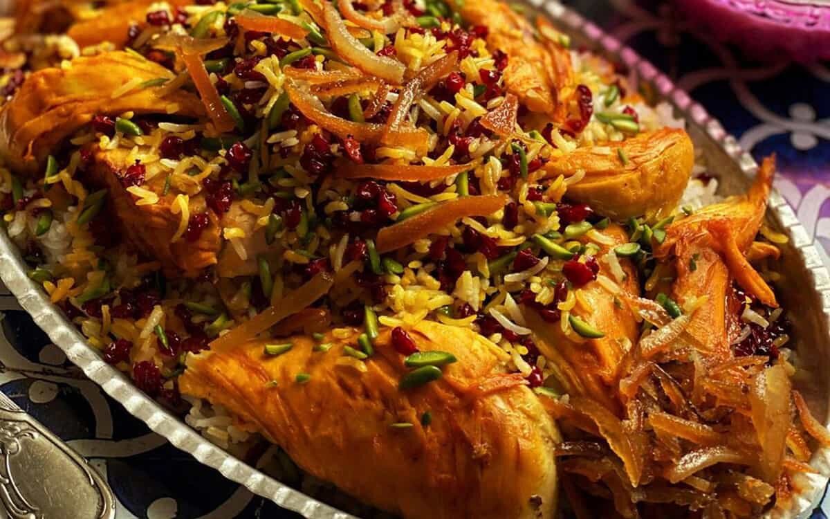 شیرینپلو ملوکانه؛ نگین درخشان مهمانیهای رسمی شیرینپلو ملوکانه؛ نگین درخشان مهمانیهای رسمی