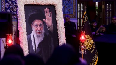 حال‌وهوای زائران رضوی در مزار رهبر شهید انقلاب + ویدئو