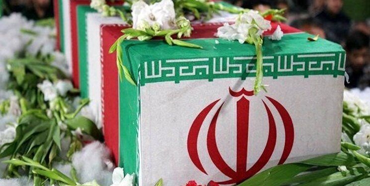 لحظه کشف پیکر مطهر یک شهید دفاع مقدس در ایلام؛ همراه با لوازم شخصی + ویدئو لحظه کشف پیکر مطهر یک شهید دفاع مقدس در ایلام؛ همراه با لوازم شخصی + ویدئو