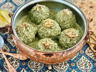 این کوفته شیرازی با همه کوفته‌ها فرق دارد؛ طرز تهیه کوفته سبزی مجلسی
