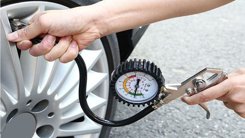 مزایا و معایب باد نیتروژن در لاستیک خودرو چیست؟ مزایا و معایب باد نیتروژن در لاستیک خودرو چیست؟