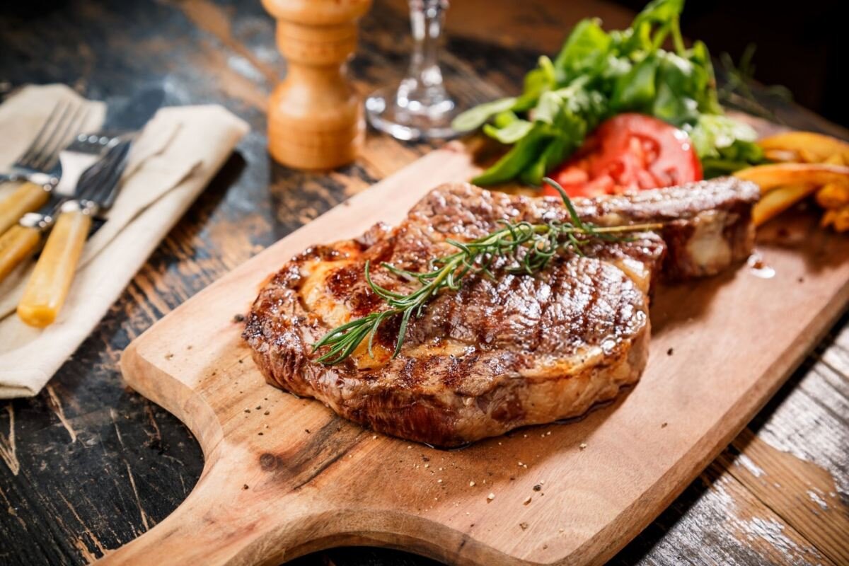 استیک ریبای؛ انتخابی عالی برای عاشقان گوشت