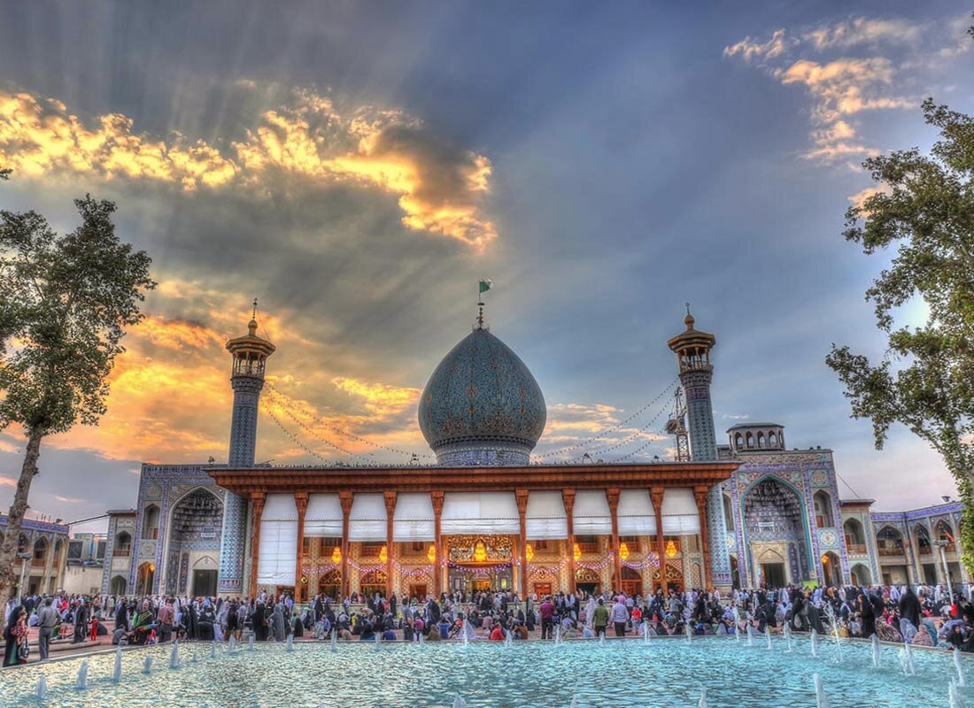 حرم شاهچراغ شیراز در دوران ناصرالدین‌شاه؛ ۱۴۰ سال قبل + عکس