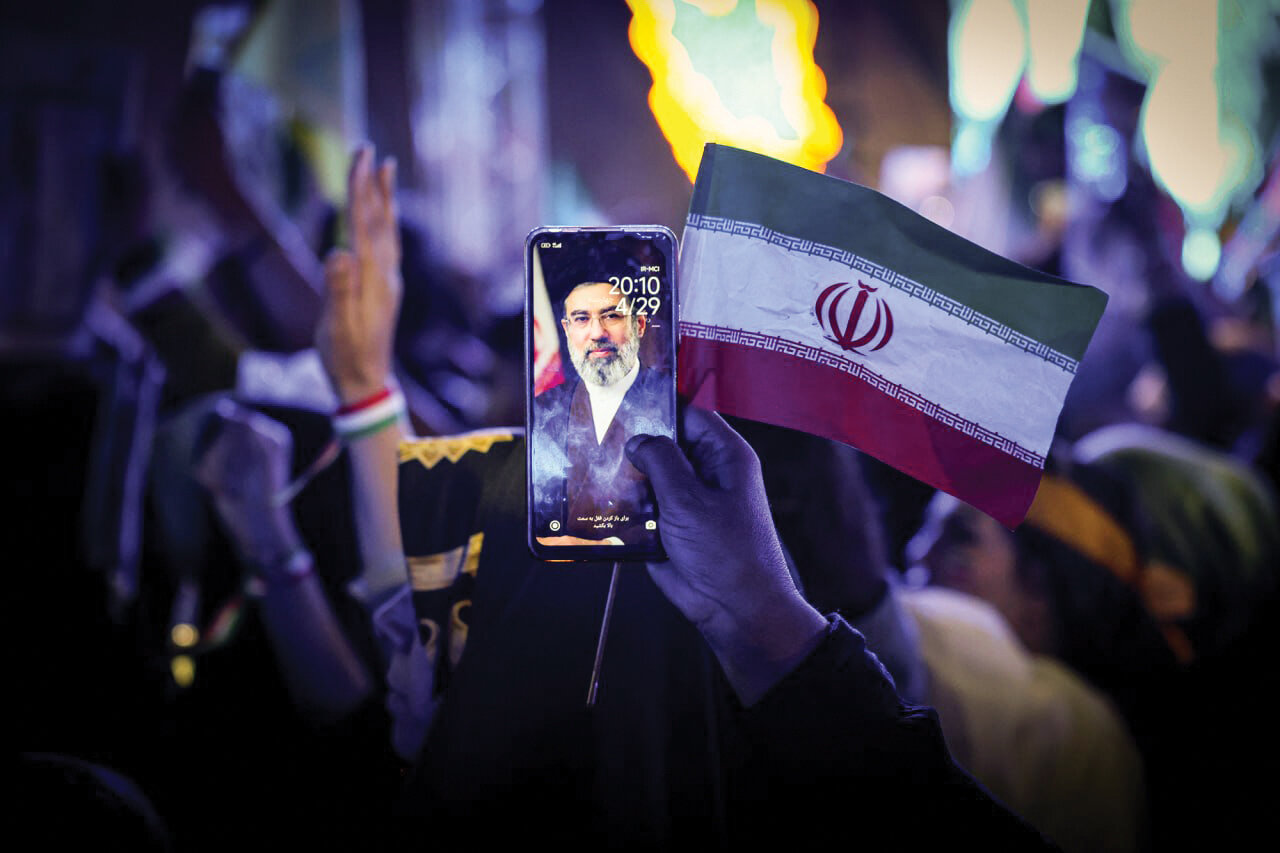 دیدارهای کلیدی با آیت‌الله سیدمجتبی خامنه‌ای؛ تحلیل فرمان جدید ایران